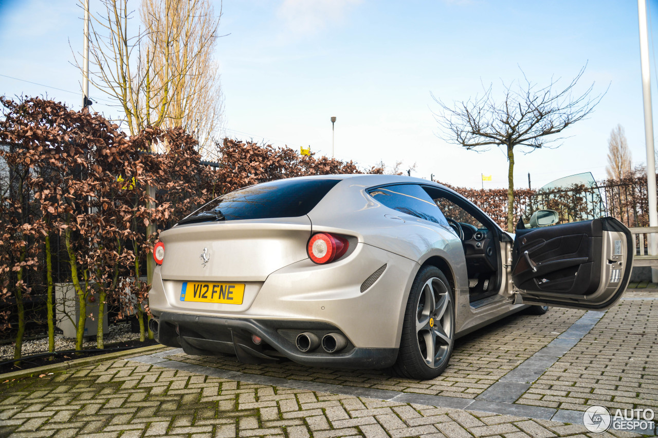 Ferrari FF