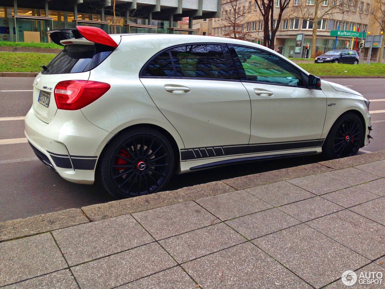 Mercedes-Benz A 45 AMG Edition 1