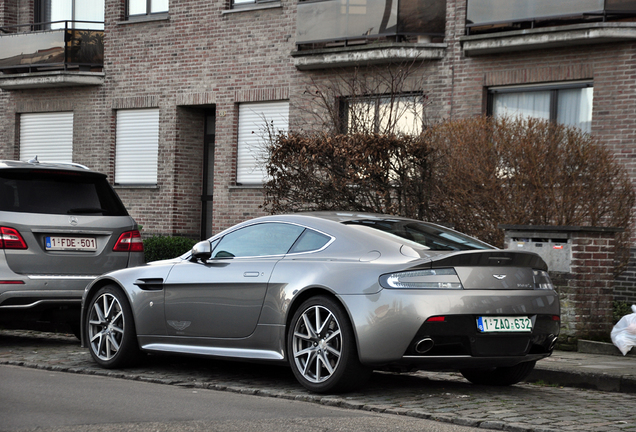 Aston Martin V8 Vantage S