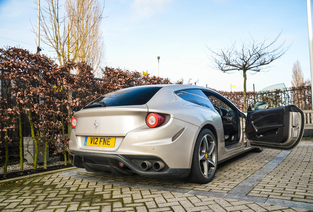 Ferrari FF