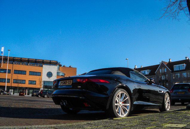 Jaguar F-TYPE S Convertible