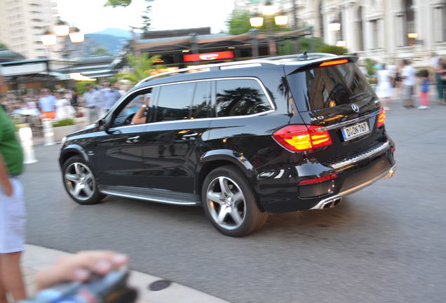 Mercedes-Benz GL 63 AMG X166