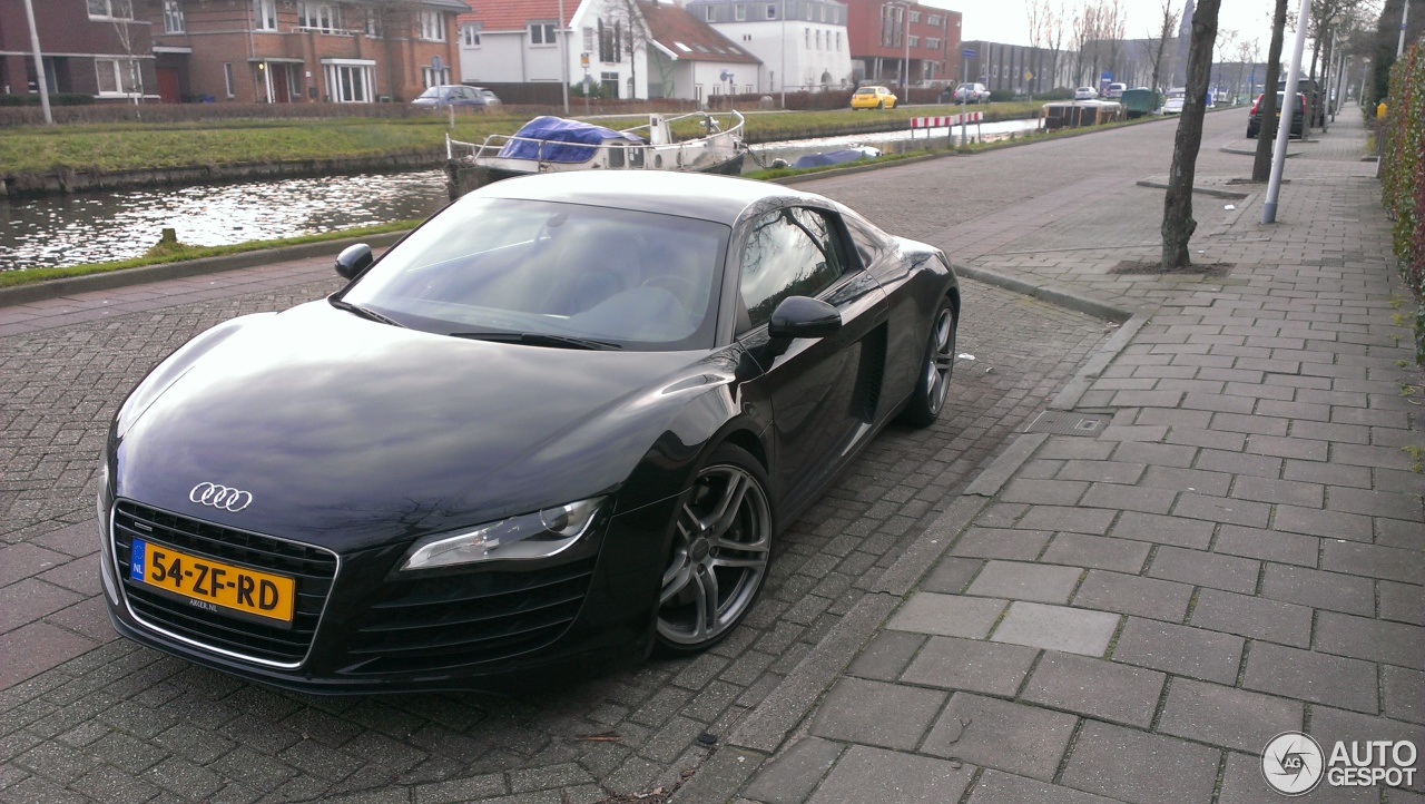 Audi R8