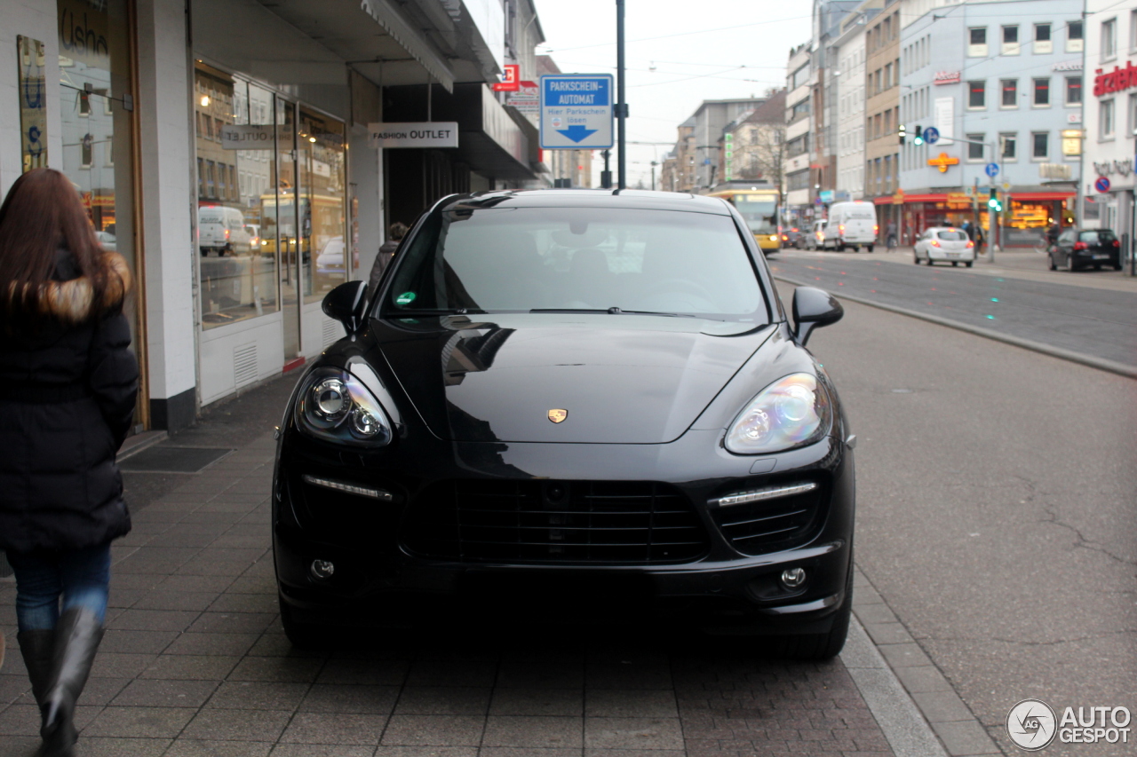 Porsche 958 Cayenne GTS