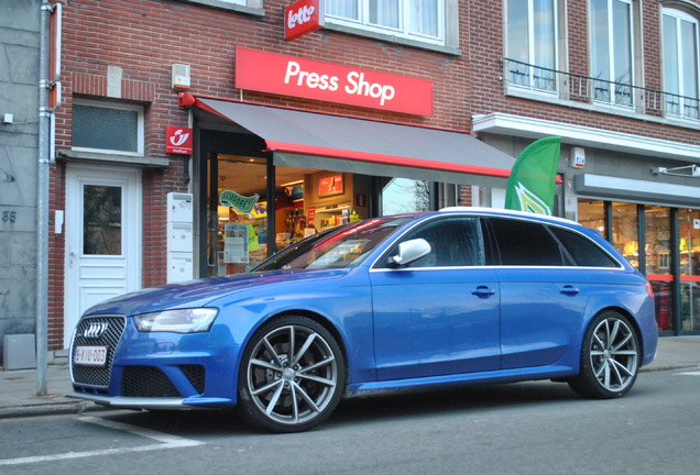 Audi RS4 Avant B8