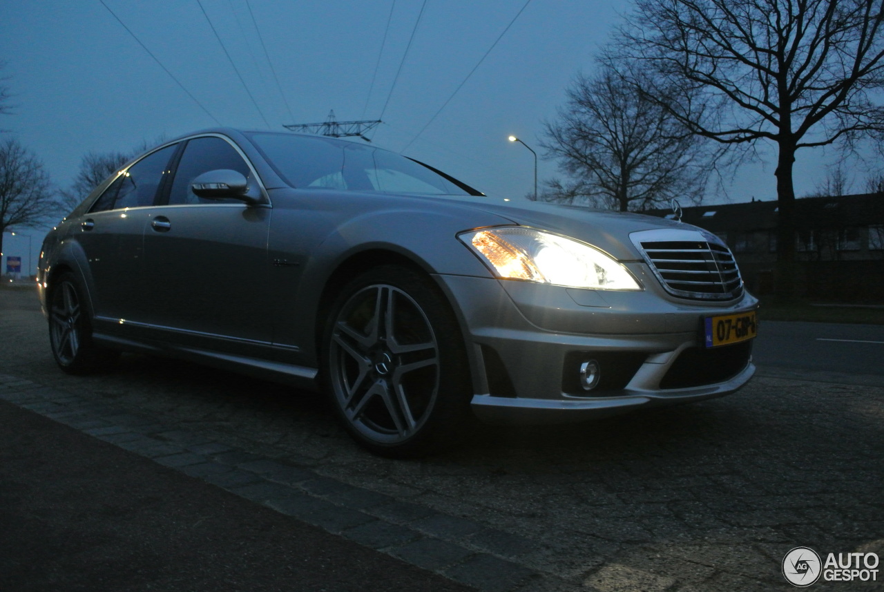 Mercedes-Benz S 63 AMG W221