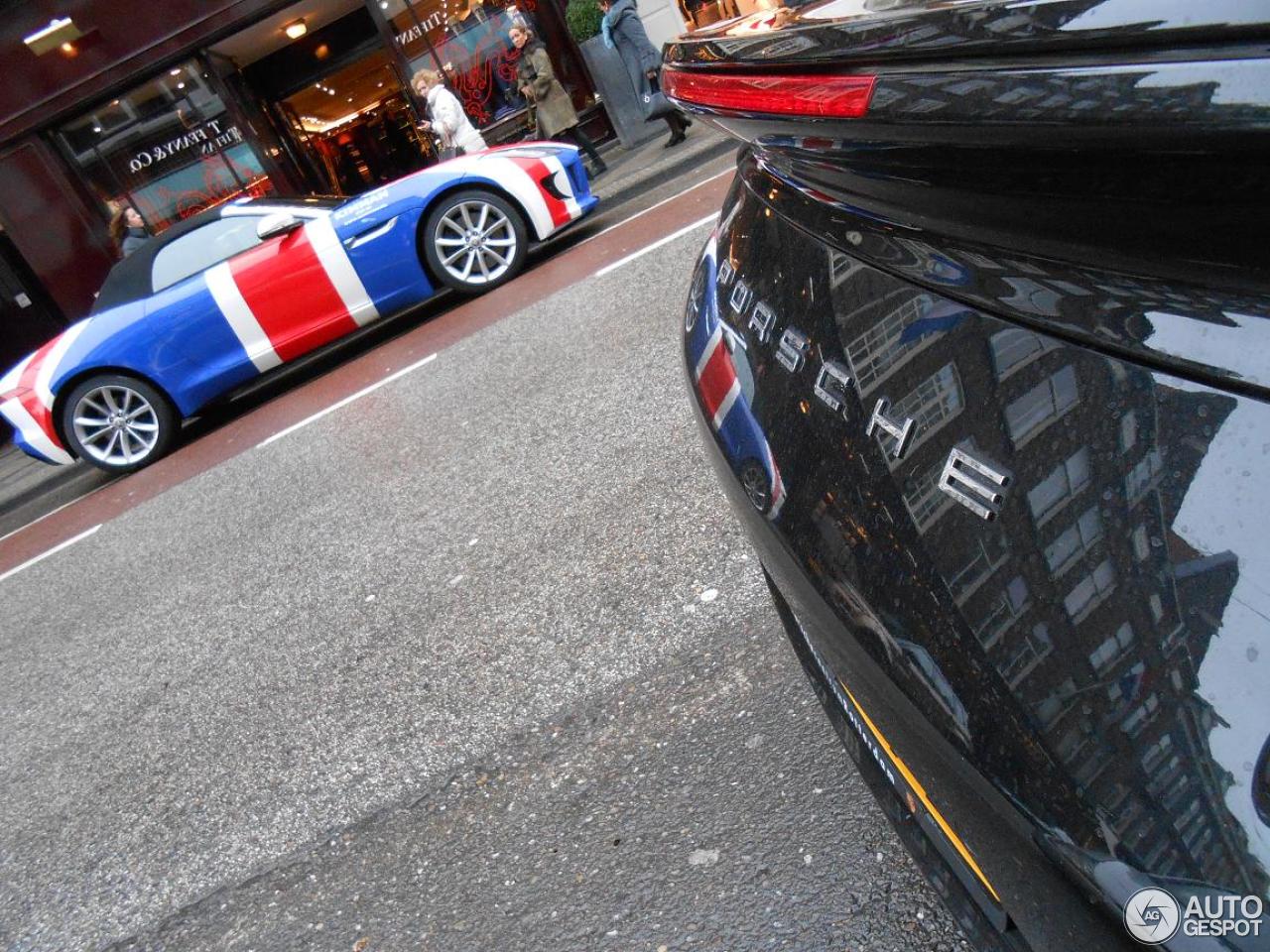 Jaguar F-TYPE S Convertible