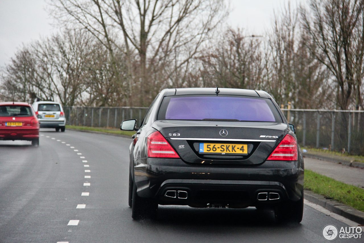 Mercedes-Benz S 63 AMG W221 2011