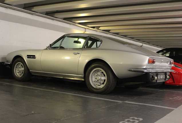 Aston Martin DBS V8 1969 - 1972