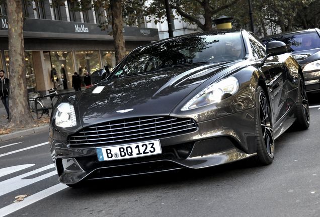 Aston Martin Vanquish 2013