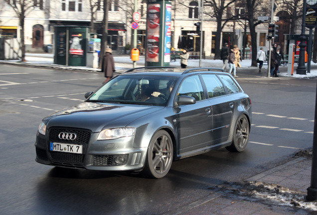 Audi RS4 Avant B7