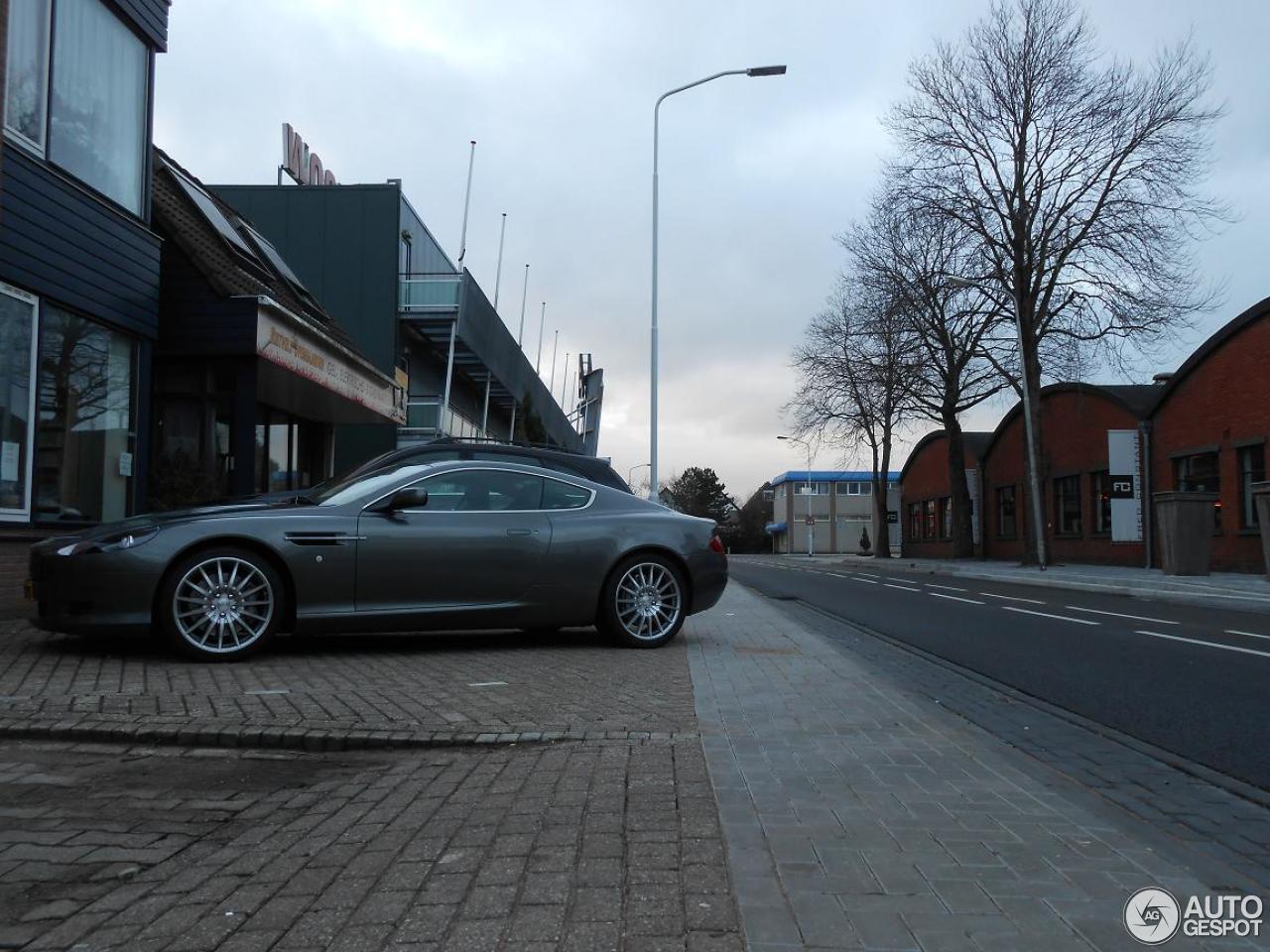 Aston Martin DB9