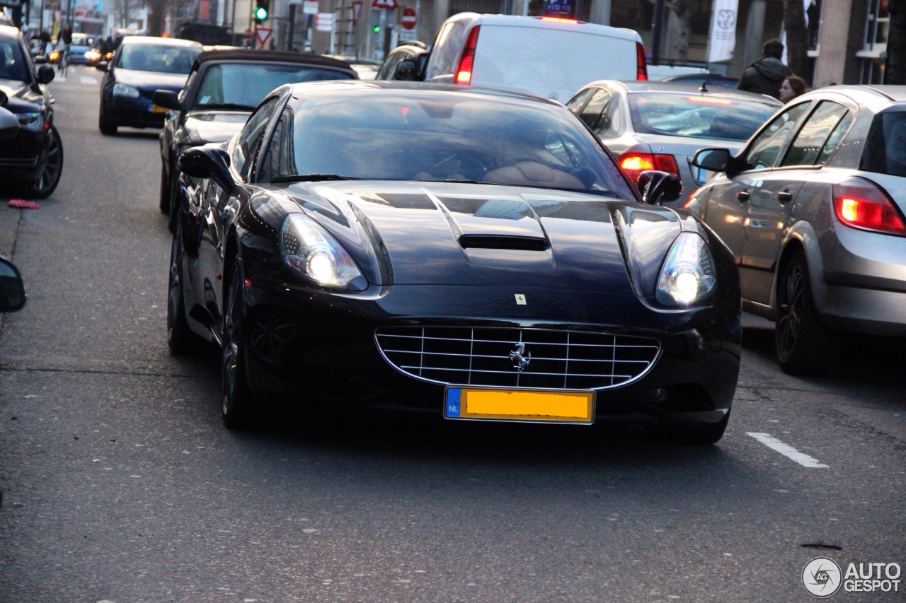 Ferrari California