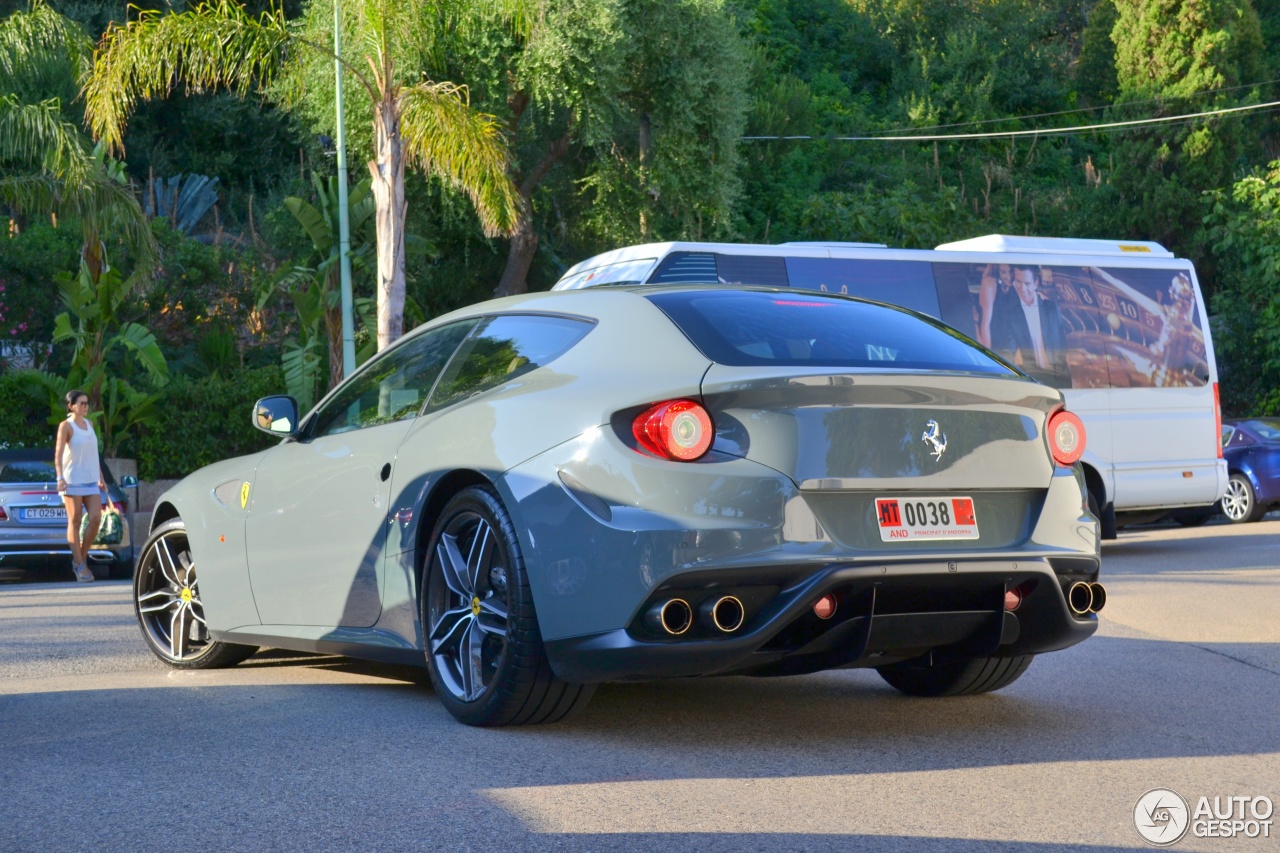 Ferrari FF