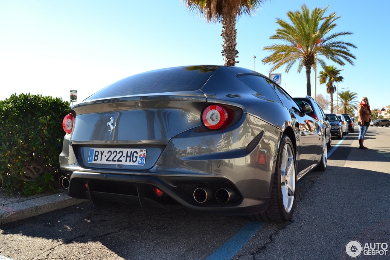 Ferrari FF