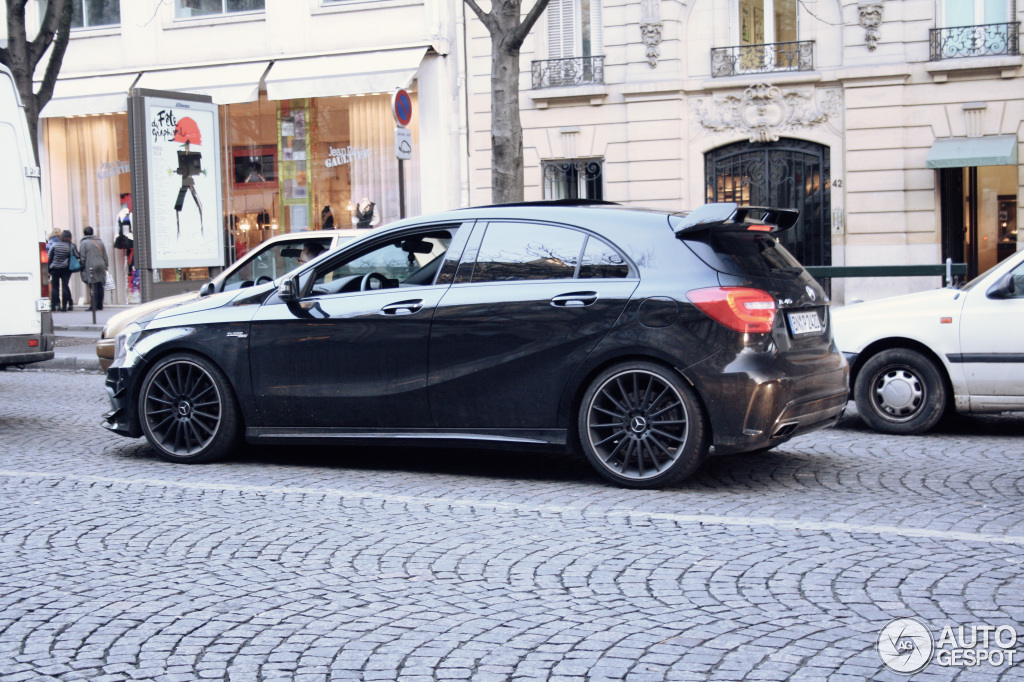 Mercedes-Benz A 45 AMG