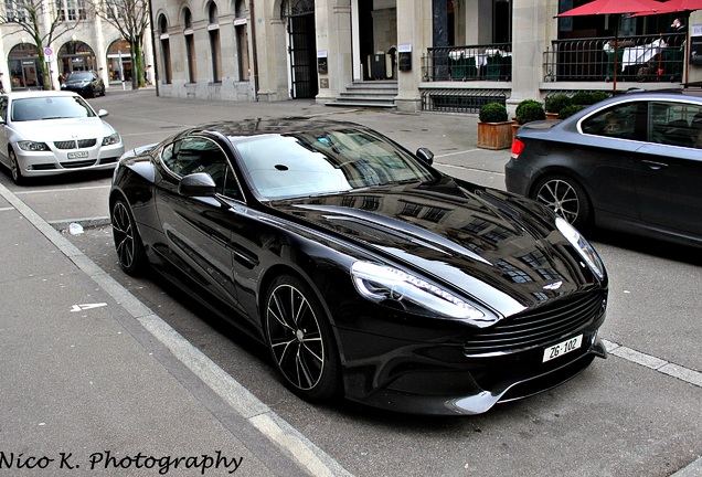 Aston Martin Vanquish 2013