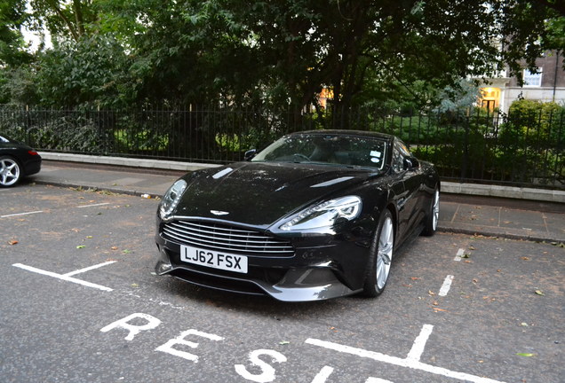 Aston Martin Vanquish 2013