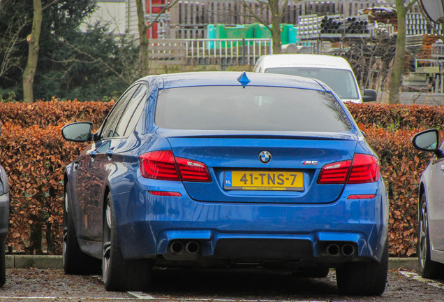 BMW M5 F10 2011