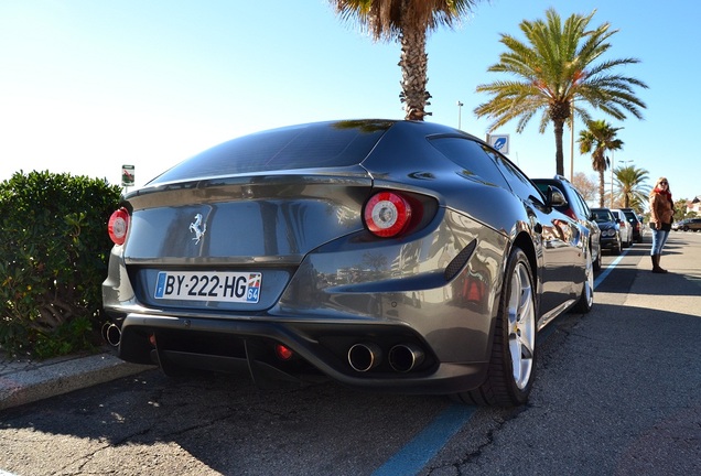 Ferrari FF