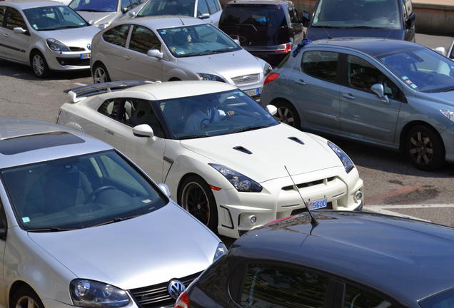 Nissan GT-R WALD Sports Line Black Bison Edition