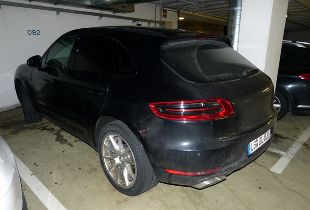 Porsche 95B Macan Turbo