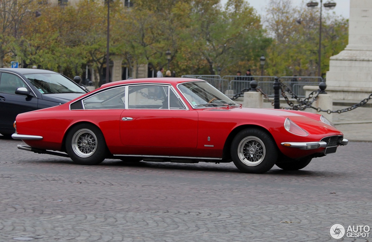 Ferrari 365 GT 2+2