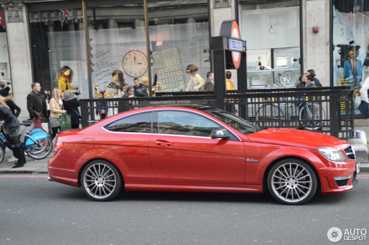 Mercedes-Benz C 63 AMG Coupé Edition 125