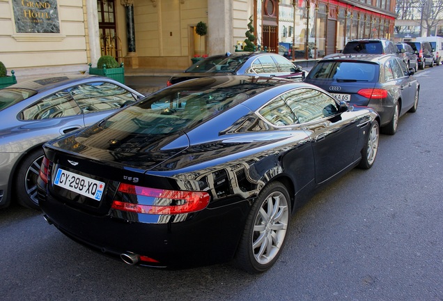 Aston Martin DB9