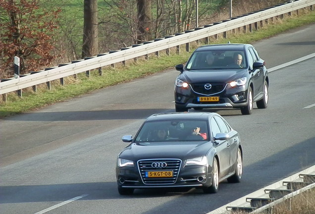 Audi S8 D4