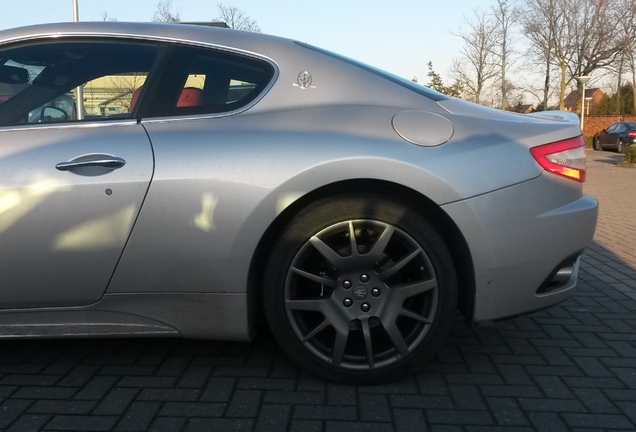 Maserati GranTurismo S Automatic