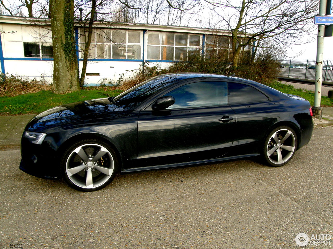 Audi RS5 B8 2012