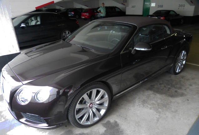 Bentley Continental GTC V8