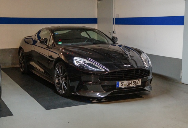 Aston Martin Vanquish 2013