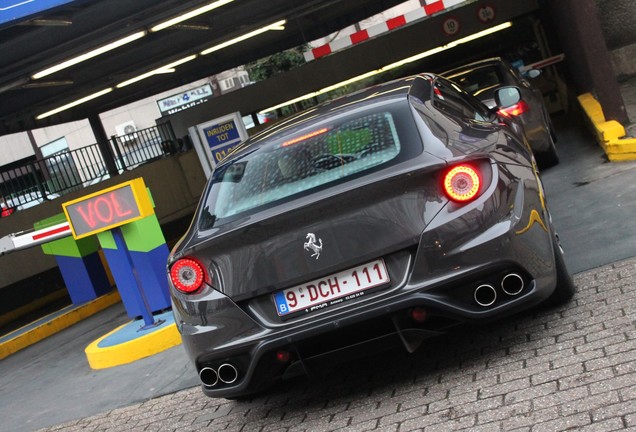 Ferrari FF