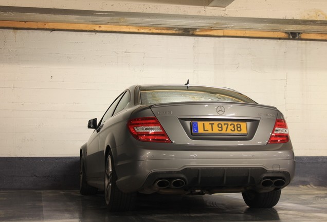 Mercedes-Benz C 63 AMG Coupé