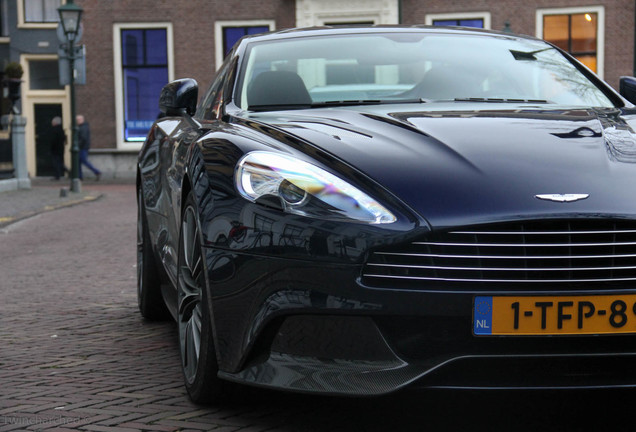 Aston Martin Vanquish 2013