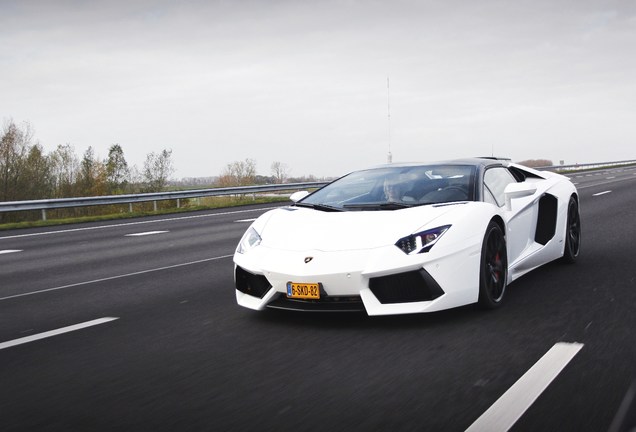 Lamborghini Aventador LP700-4 Roadster