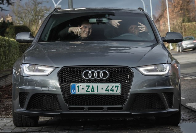 Audi RS4 Avant B8