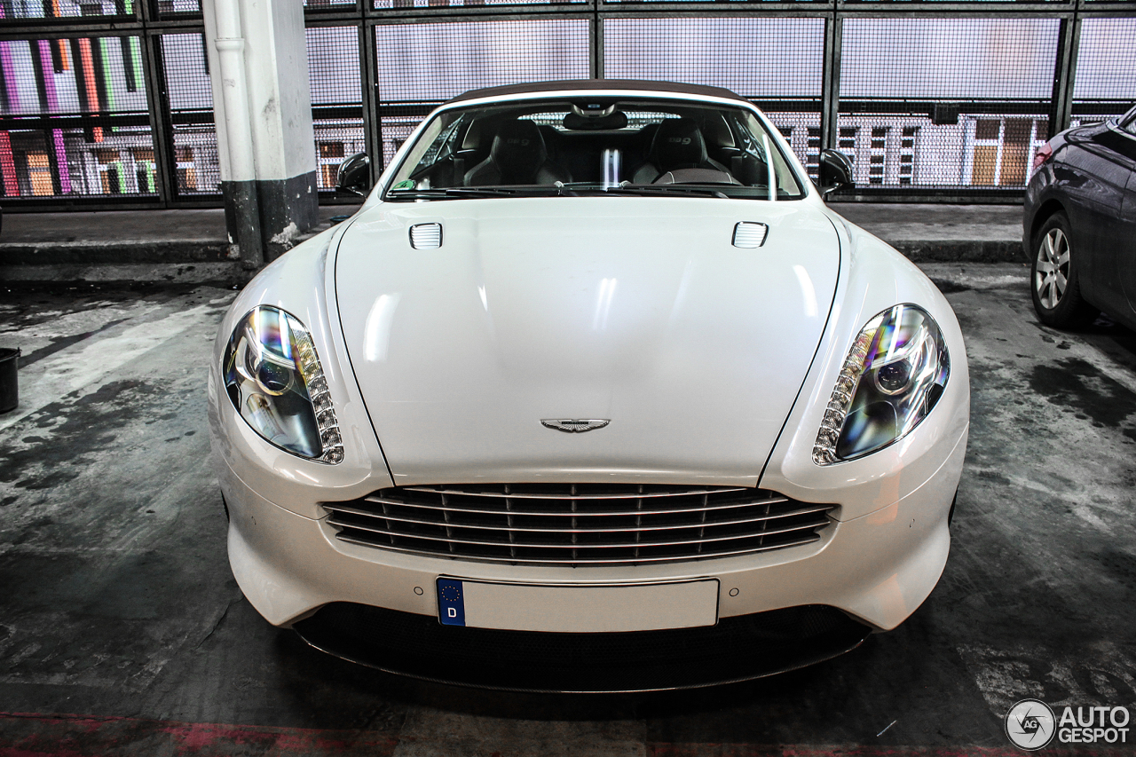 Aston Martin DB9 Volante 2013