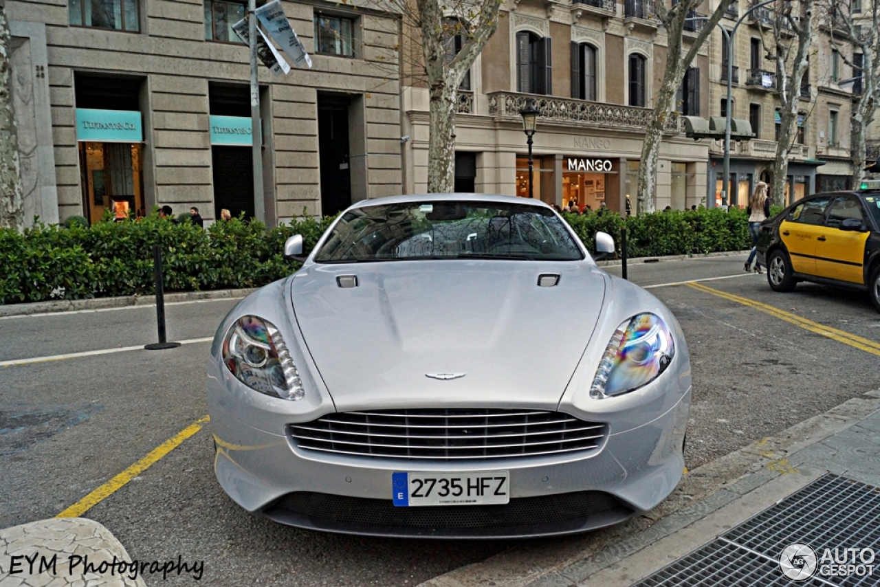 Aston Martin Virage 2011