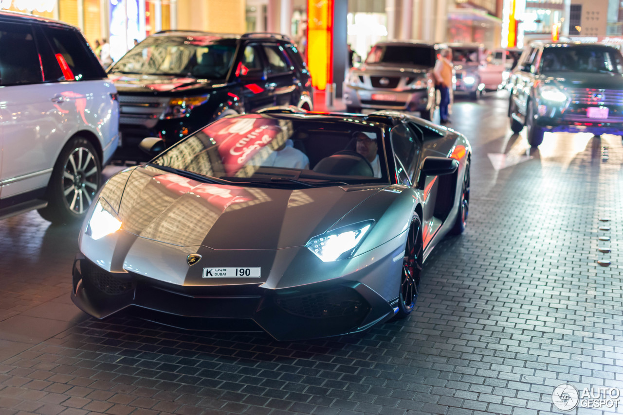 Lamborghini Aventador LP720-4 Roadster 50° Anniversario