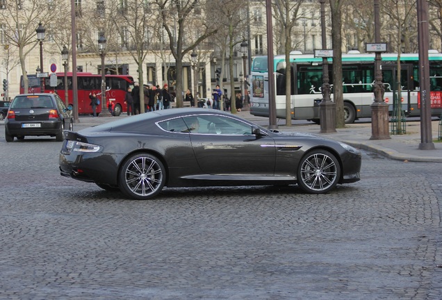 Aston Martin DB9 2013