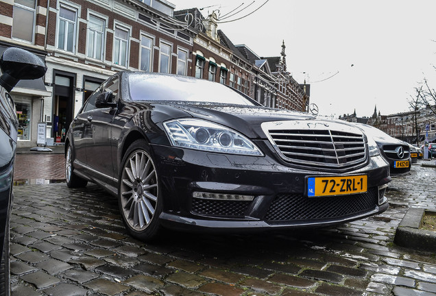 Mercedes-Benz S 63 AMG W221 2011