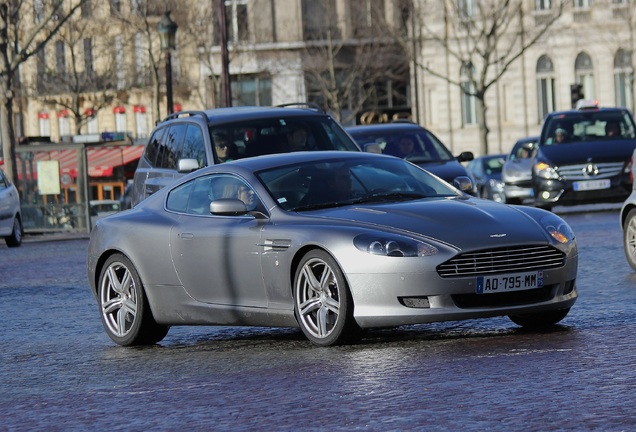 Aston Martin DB9