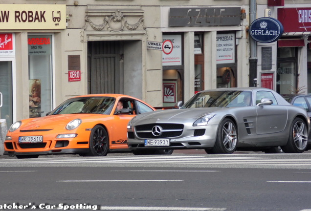 Mercedes-Benz SLS AMG