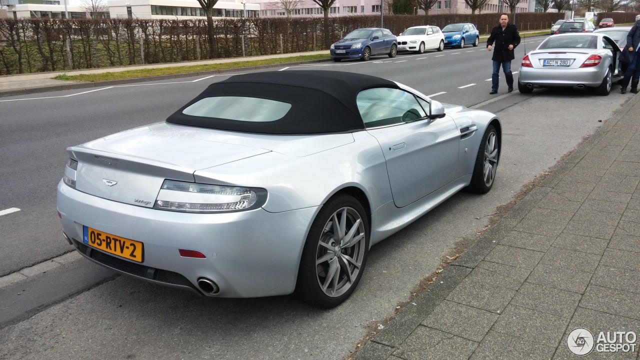 Aston Martin V8 Vantage Roadster