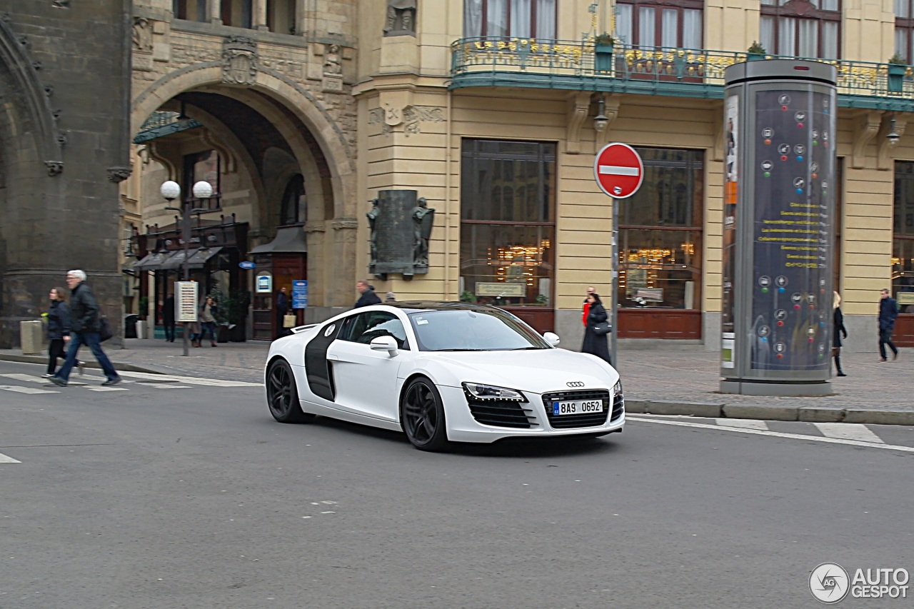 Audi R8