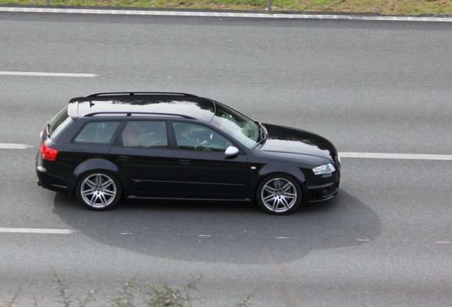 Audi RS4 Avant B7