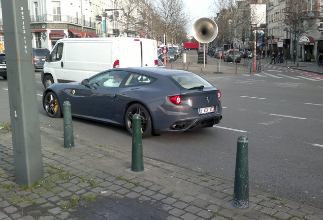 Ferrari FF